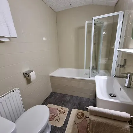 Alpen Hof Apartment *